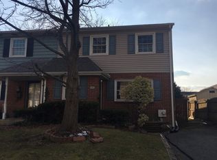 1418 Bradley St, Marcus Hook, PA 19061