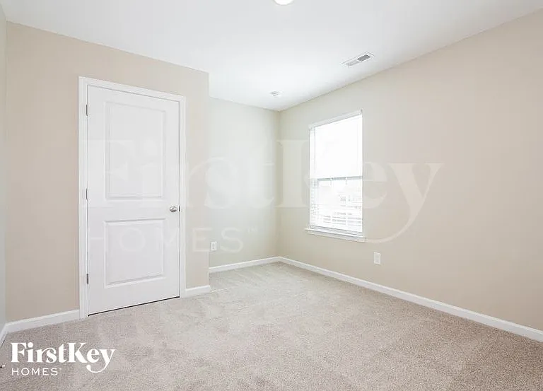 2655 Idared Dr — Photo 12