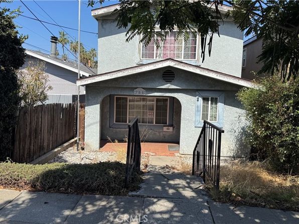 788 W 1st St, San Pedro — photo 1