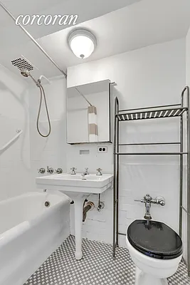 Rented by Corcoran | media 3