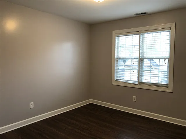 2713 Denbel Cir — Photo 13