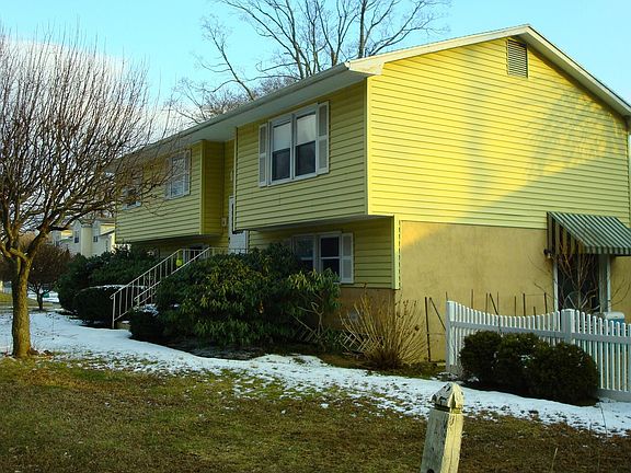 2nd image of 262 Warren Ave