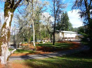 29500 Simmons Rd, Eugene, OR 97405