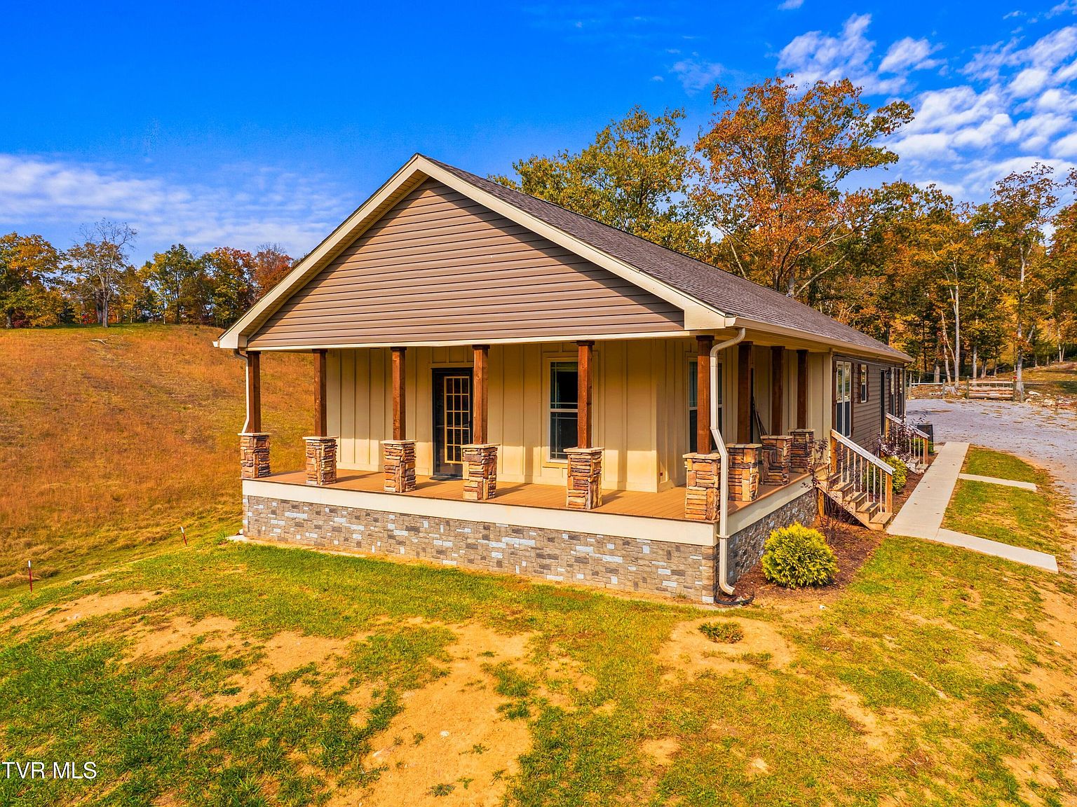 5619 Mountain Valley Hwy #131, Thorn Hill, TN 37881 | Zillow