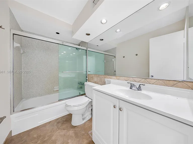 1865 79th Street Cswy #12D — Photo 26