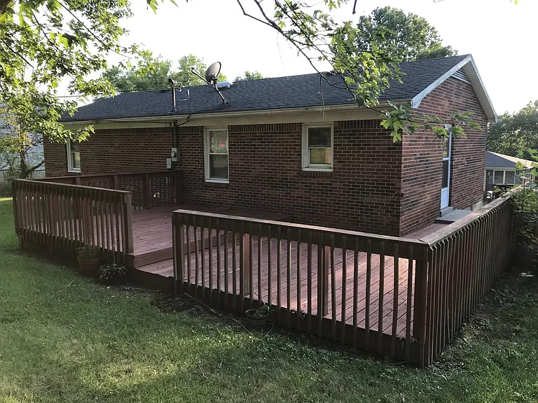 113 Springside Ct — Photo 18