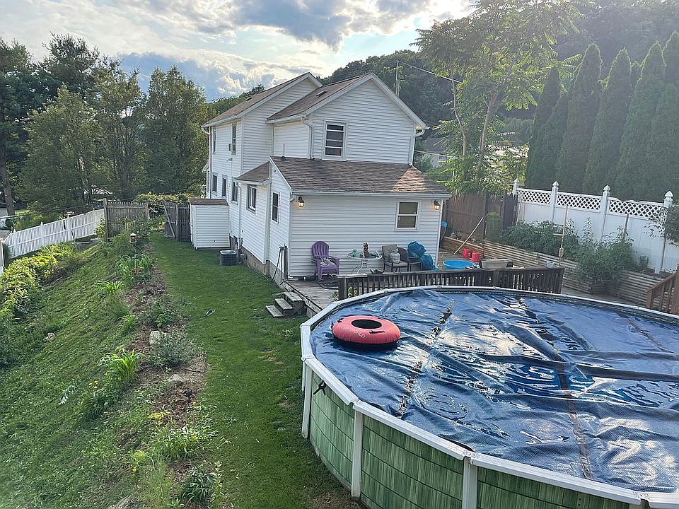 881 Charles St, Luzerne, PA 18709 Zillow