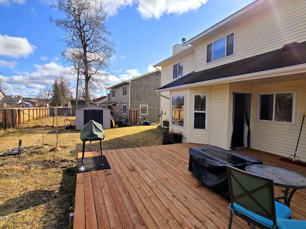 374 W Katmai Ave, Soldotna, AK 99669