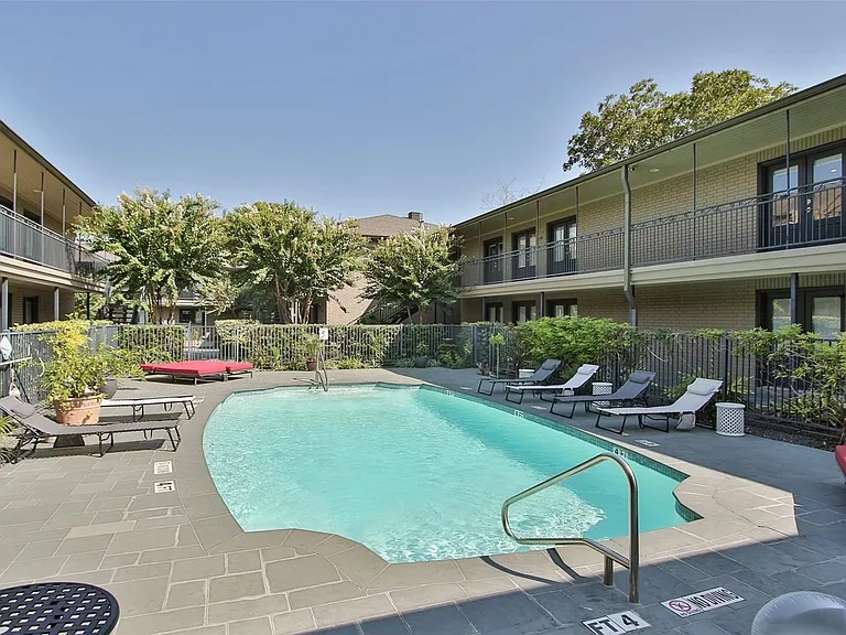 1410 Hyde Park Blvd #101 — Photo 37