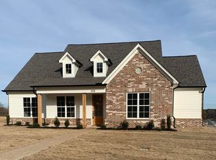 2172 Laughter Rd, Nesbit, MS 38651