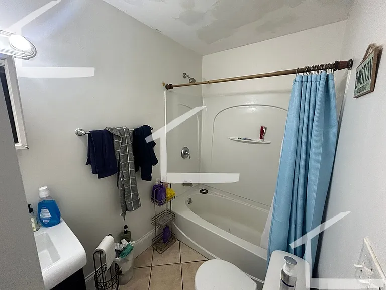 729 Parker St #9 — Photo 7