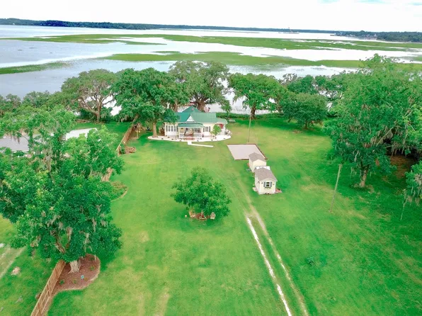 4726 Gibson Rd, Hollywood, SC 29449