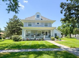 487 3rd St, Phillipsburg, KS 67661