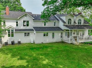 75 Bailey Rd, New Hampton, NY 10958
