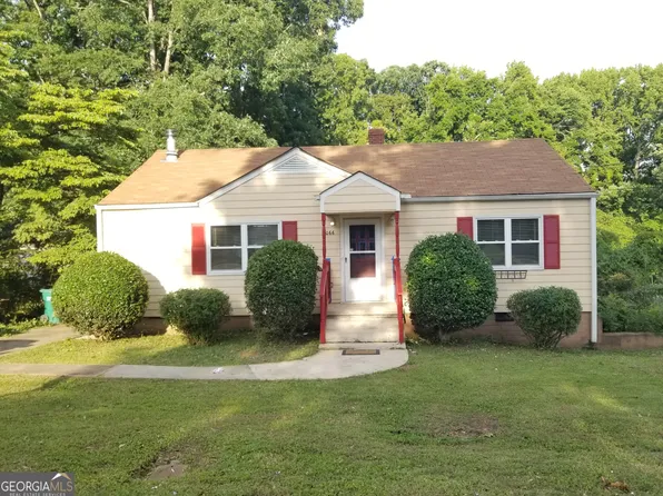 5066 Phillips Dr, Forest Park, GA 30297