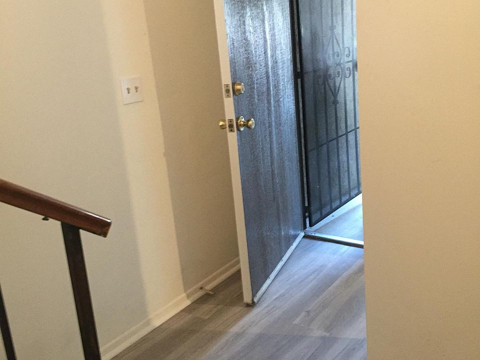 Entry way newly installed flooring