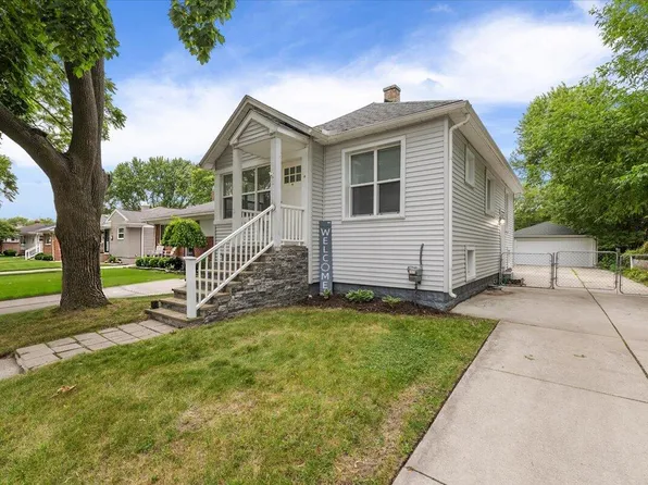 23831 Deziel St, Saint Clair Shores, MI 48082