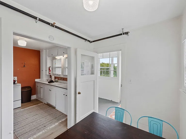 864 S 5th St #3 — Photo 9