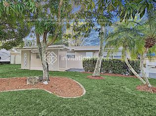 5110 SW 6th St, Pompano Beach, FL 33068