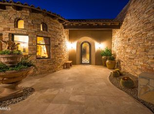 8300 E Dixileta Dr #225, Scottsdale, AZ 85262