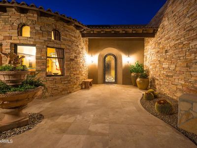 8300 E Dixileta Dr #225, Scottsdale, AZ, 85262