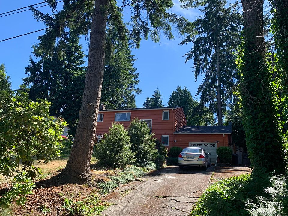 1st image of 10744 126th Ave NE