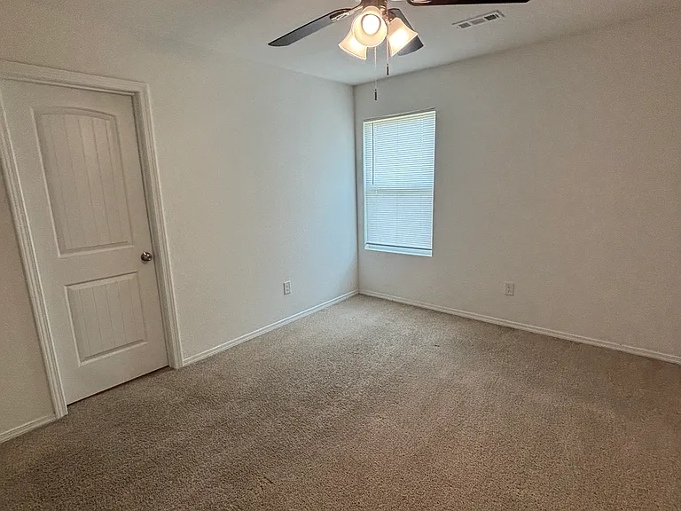 80 Kinley Brook Ln — Photo 15