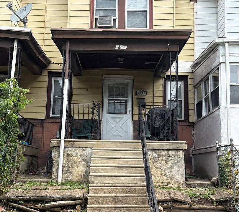 1st image of 7029 Greenwood Ave