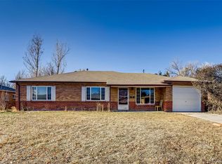 891 Tucson St, Aurora, CO 80011