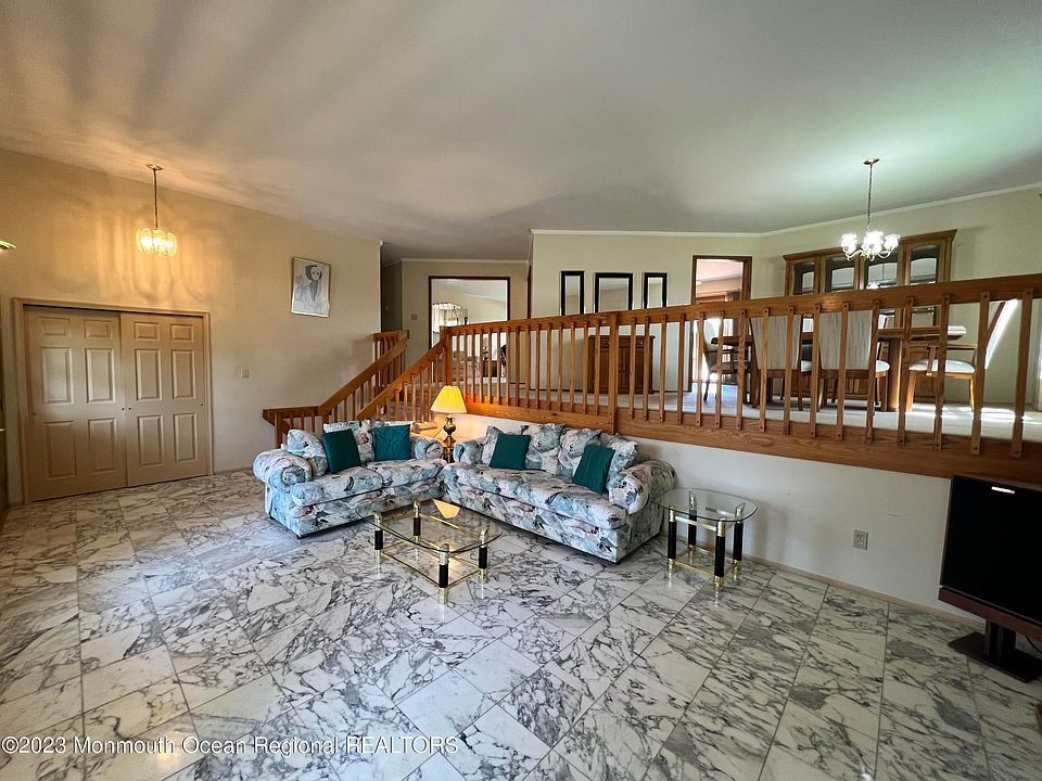 8 Paddock Court, Marlboro, NJ 07746 Zillow