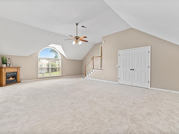 3rd image of 1856 Darlington Dr
