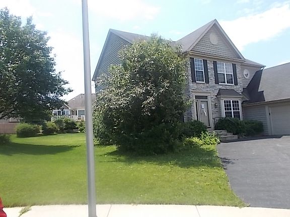 2nd image of 755 Persimmon Dr