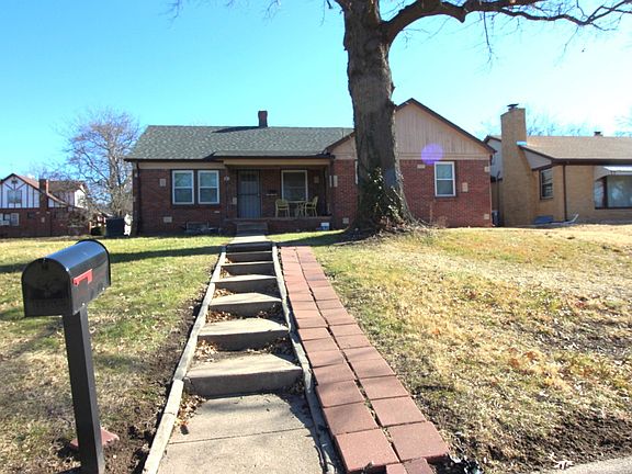 2nd image of 530 S Yale St #3603