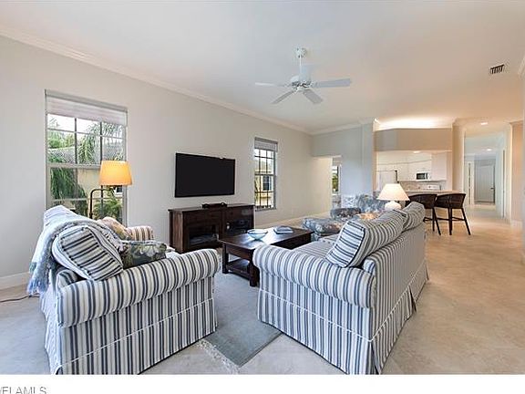 4th image of 1816 Seville Blvd Unit 922