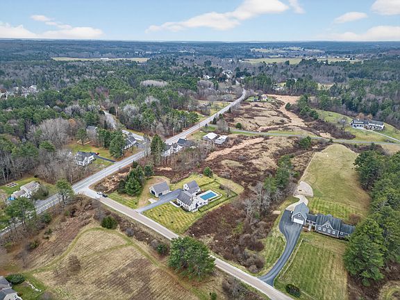 3rd image of 10 Stockholm Drive