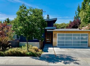 887 E Meadow Dr, Palo Alto, CA 94303