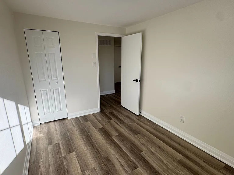 109 Connelly Dr — Photo 21