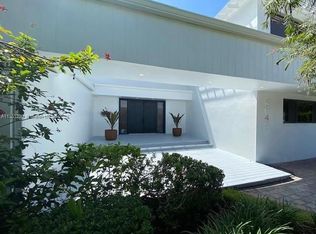 4645 N Bay Rd, Miami Beach, FL 33140