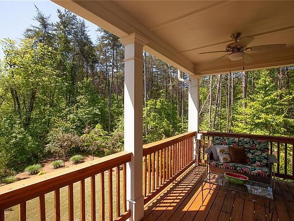 3rd image of 3719 Majestic Oak Dr SW