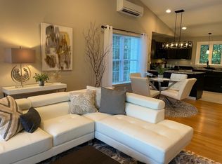 32 Dry Hill Rd, Rochester, NH 03839