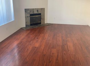 9869 Caspi Gardens Dr, Santee, CA 92071