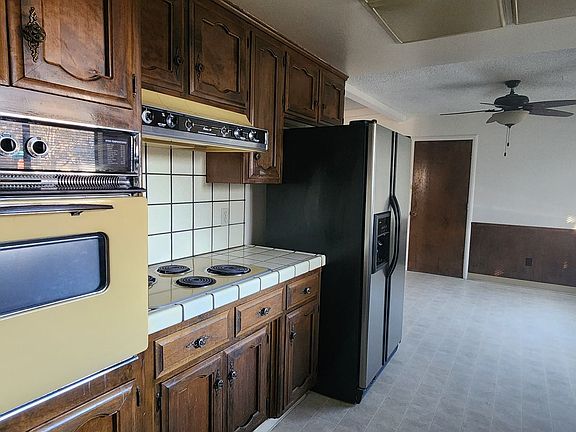 4th image of 560 Ark Way #6960