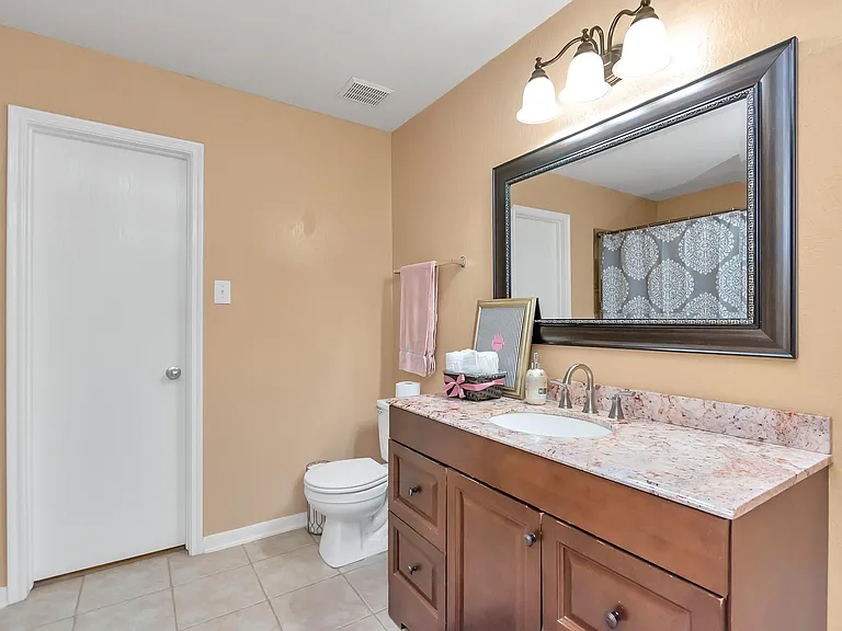 1247 Coppermeade Dr — Photo 17