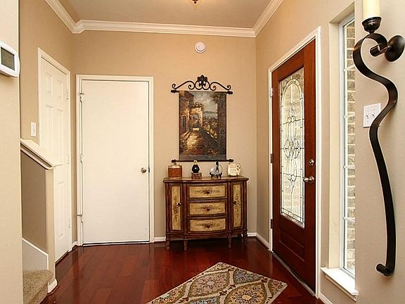 2nd image of 14558 Bergenia Dr