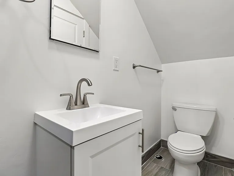 Garrison Townhome Apartments — Photo 33