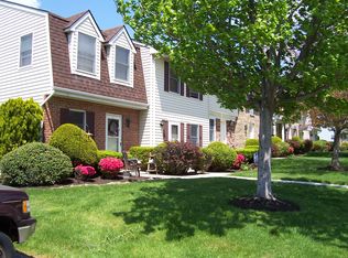 6975 New Oxford Rd APT D, Harrisburg, PA 17112