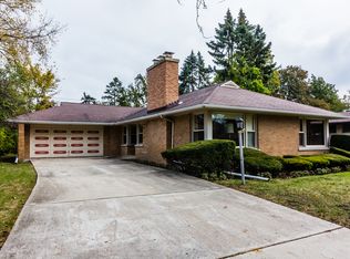 9033 Kolmar Ave, Skokie, IL 60076
