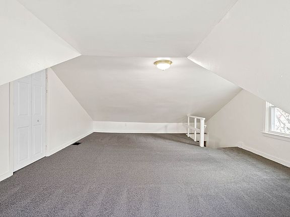 3rd image of 129 S 18th St Floor 2