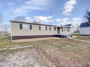 327 N Washington St, Dale, IN 47523