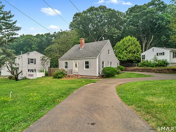 2nd image of 599 Laurel Street